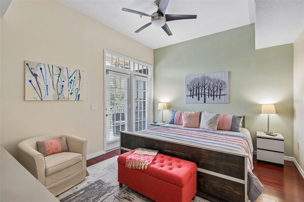 En Venta: $324,990 (1 camas, 1 baños, 952 Pies cuadrados)