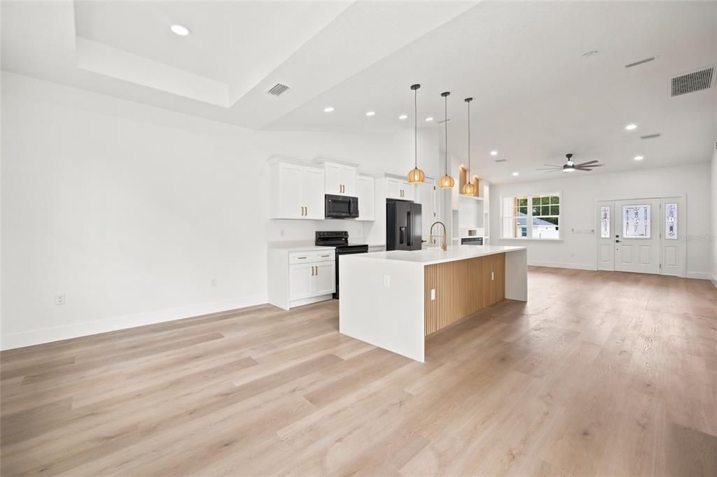En Venta: $289,900 (3 camas, 2 baños, 1559 Pies cuadrados)