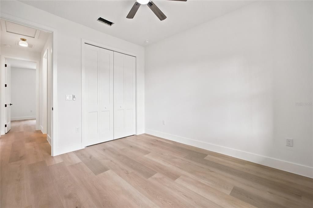 En Venta: $289,900 (3 camas, 2 baños, 1559 Pies cuadrados)