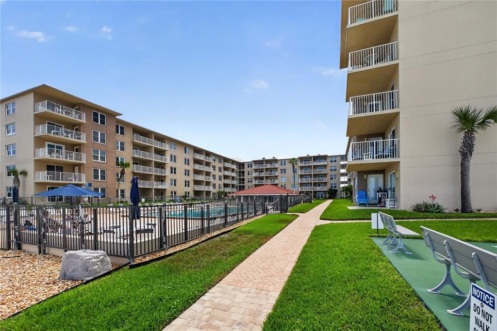 En Venta: $435,000 (2 camas, 2 baños, 966 Pies cuadrados)