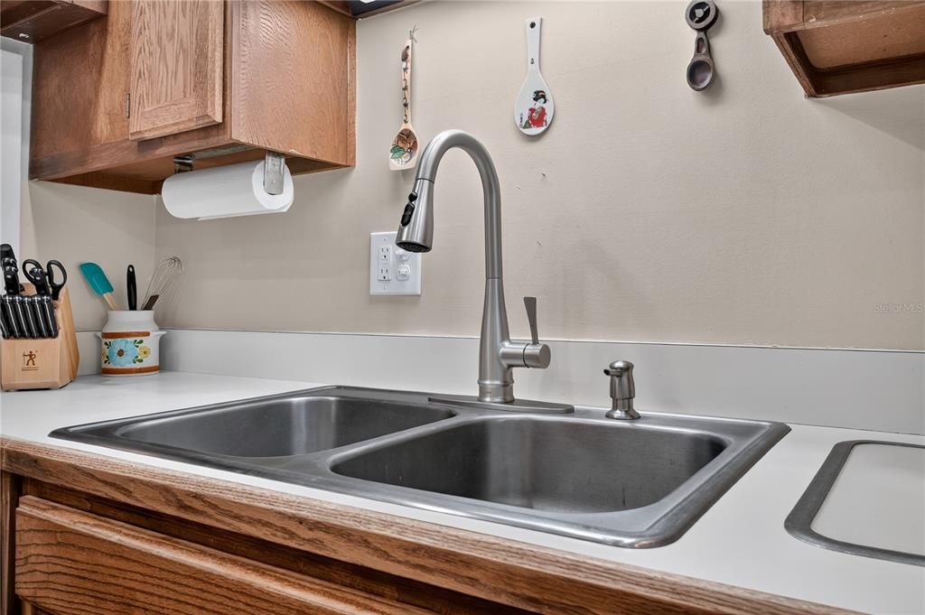 En Venta: $435,000 (2 camas, 2 baños, 966 Pies cuadrados)