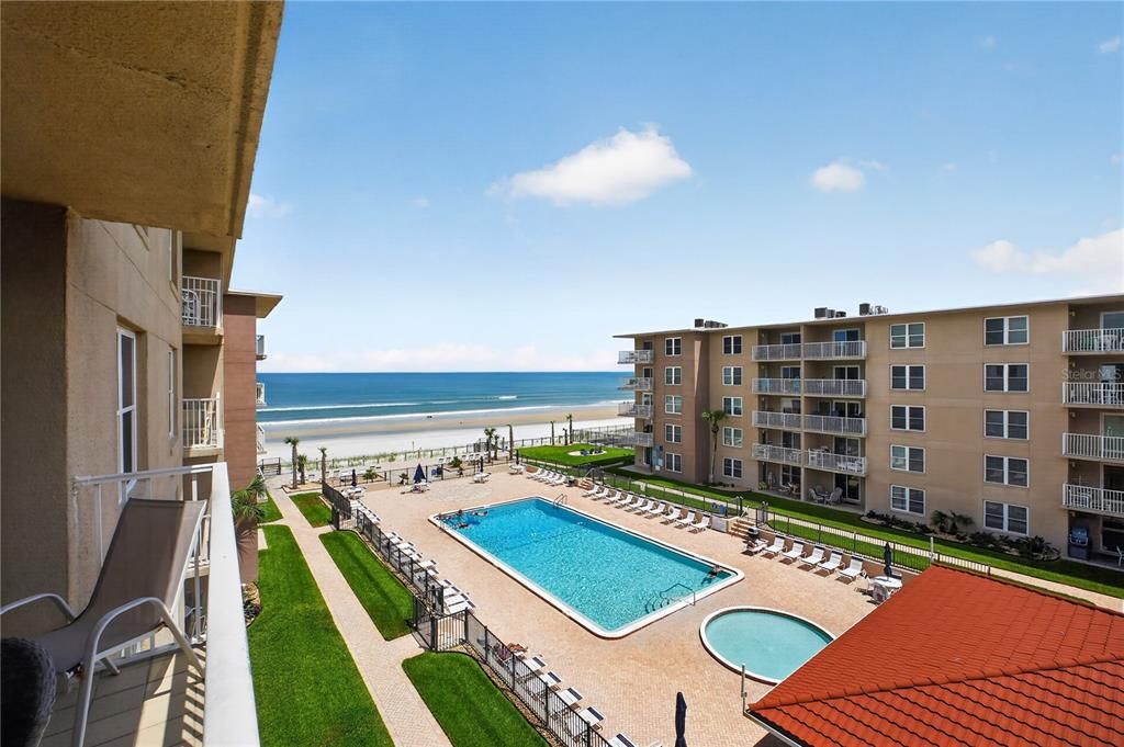 En Venta: $435,000 (2 camas, 2 baños, 966 Pies cuadrados)
