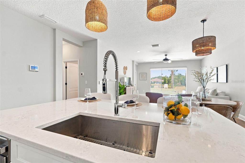 En Venta: $520,000 (3 camas, 2 baños, 1814 Pies cuadrados)
