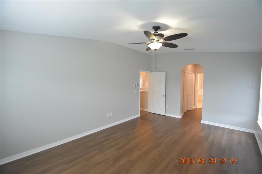 For Rent: $2,500 (4 beds, 2 baths, 2591 Square Feet)
