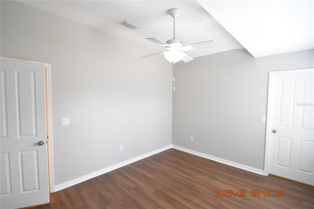 For Rent: $2,500 (4 beds, 2 baths, 2591 Square Feet)