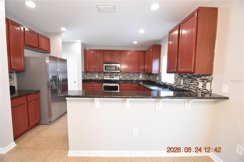 For Rent: $2,500 (4 beds, 2 baths, 2591 Square Feet)