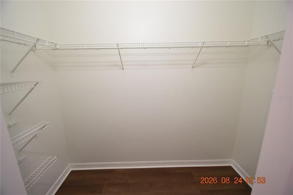 For Rent: $2,500 (4 beds, 2 baths, 2591 Square Feet)