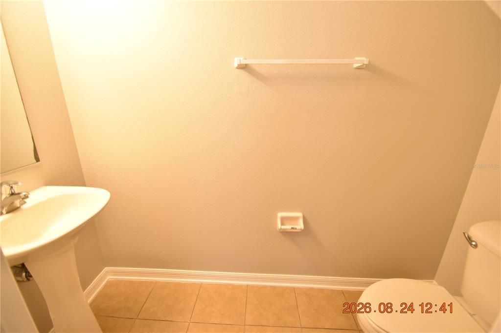 For Rent: $2,500 (4 beds, 2 baths, 2591 Square Feet)