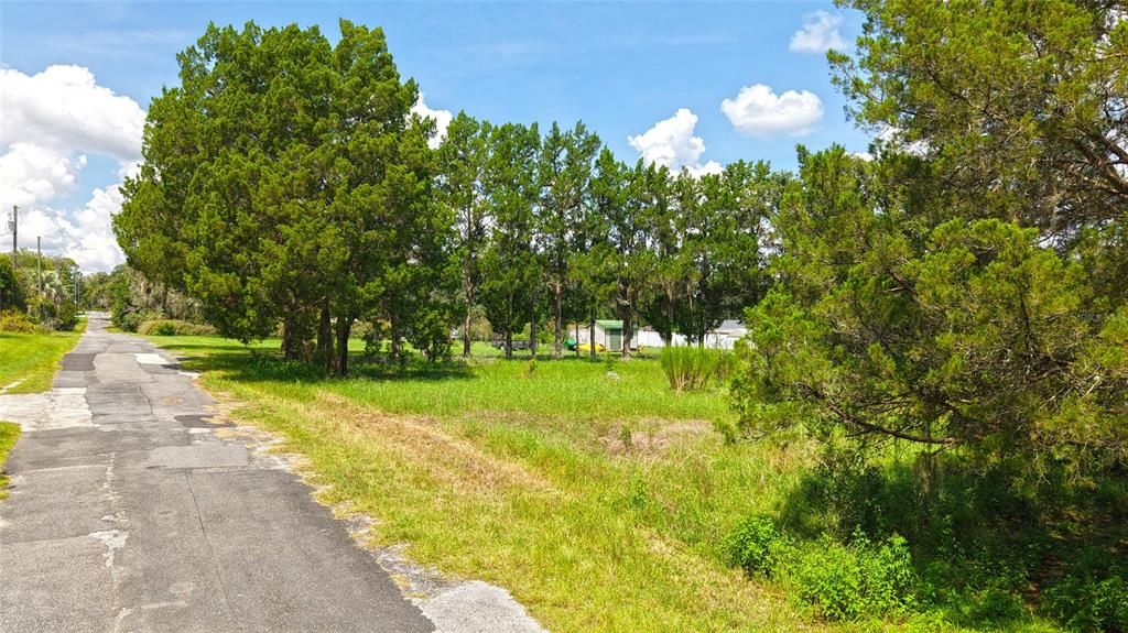 На продажу: $24,000 (0.32 acres)
