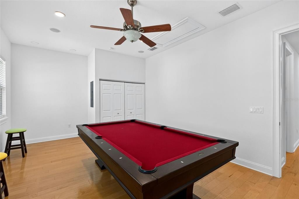 For Sale: $2,174,000 (5 beds, 4 baths, 4472 Square Feet)