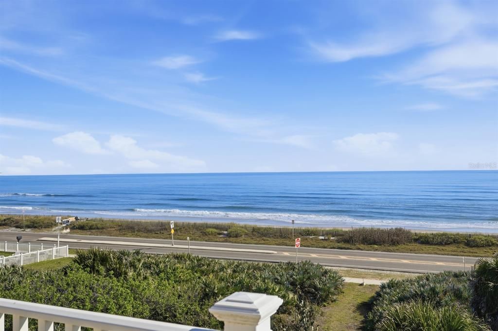 For Sale: $2,174,000 (5 beds, 4 baths, 4472 Square Feet)