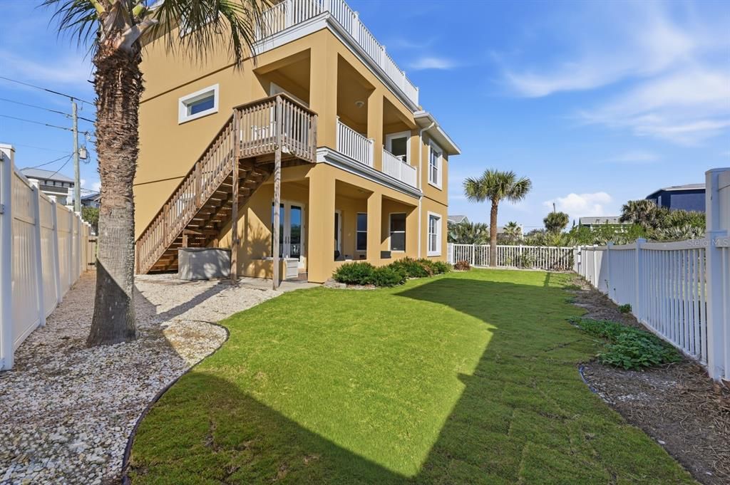 For Sale: $2,174,000 (5 beds, 4 baths, 4472 Square Feet)