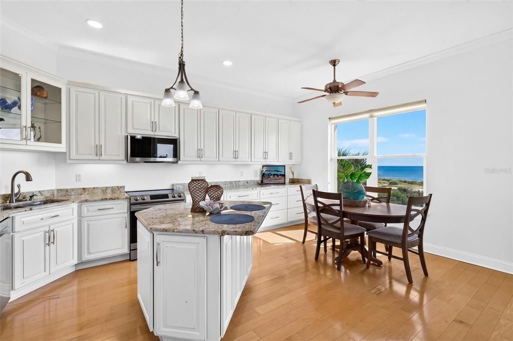 For Sale: $2,174,000 (5 beds, 4 baths, 4472 Square Feet)