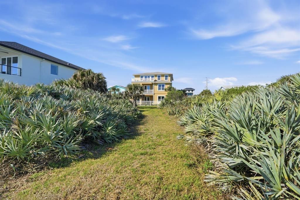 For Sale: $2,174,000 (5 beds, 4 baths, 4472 Square Feet)