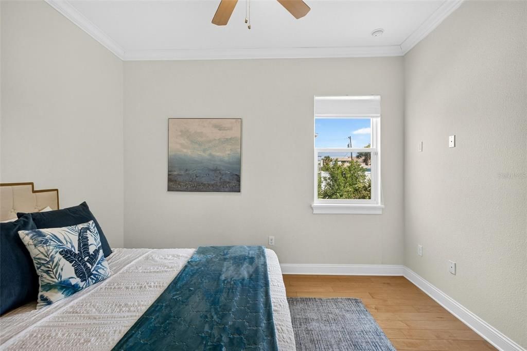 For Sale: $2,174,000 (5 beds, 4 baths, 4472 Square Feet)