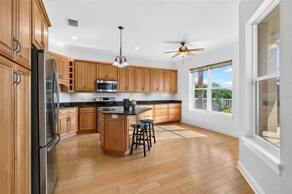 For Sale: $2,174,000 (5 beds, 4 baths, 4472 Square Feet)