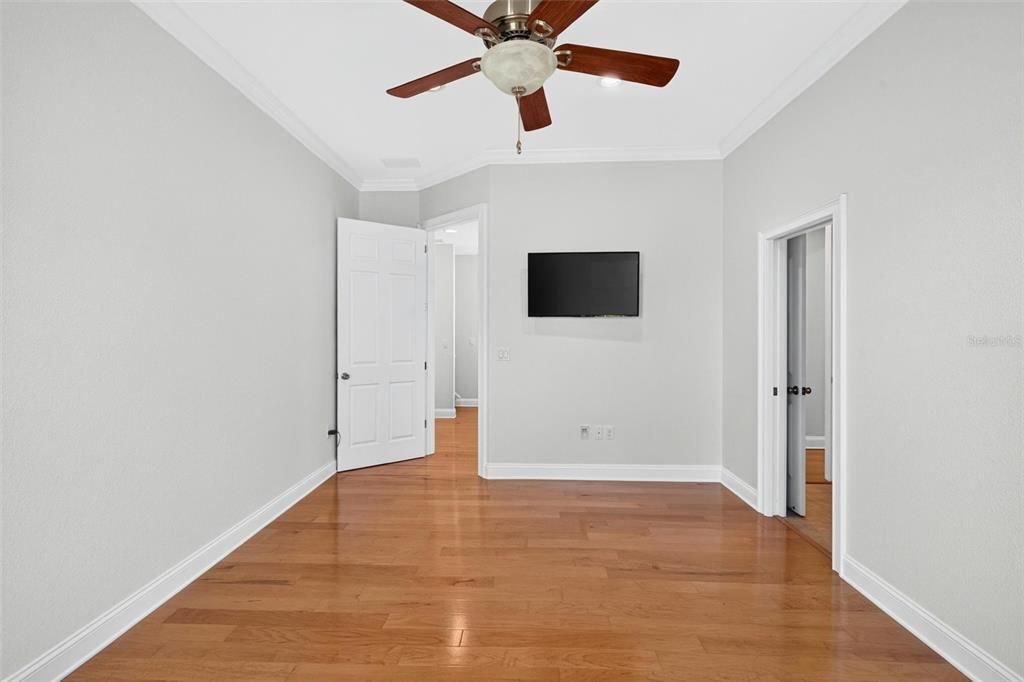 For Sale: $2,174,000 (5 beds, 4 baths, 4472 Square Feet)