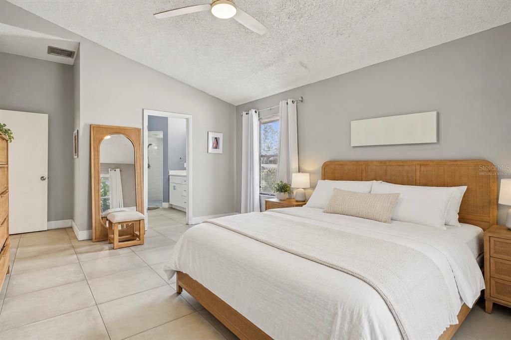 For Sale: $455,000 (4 beds, 2 baths, 2070 Square Feet)