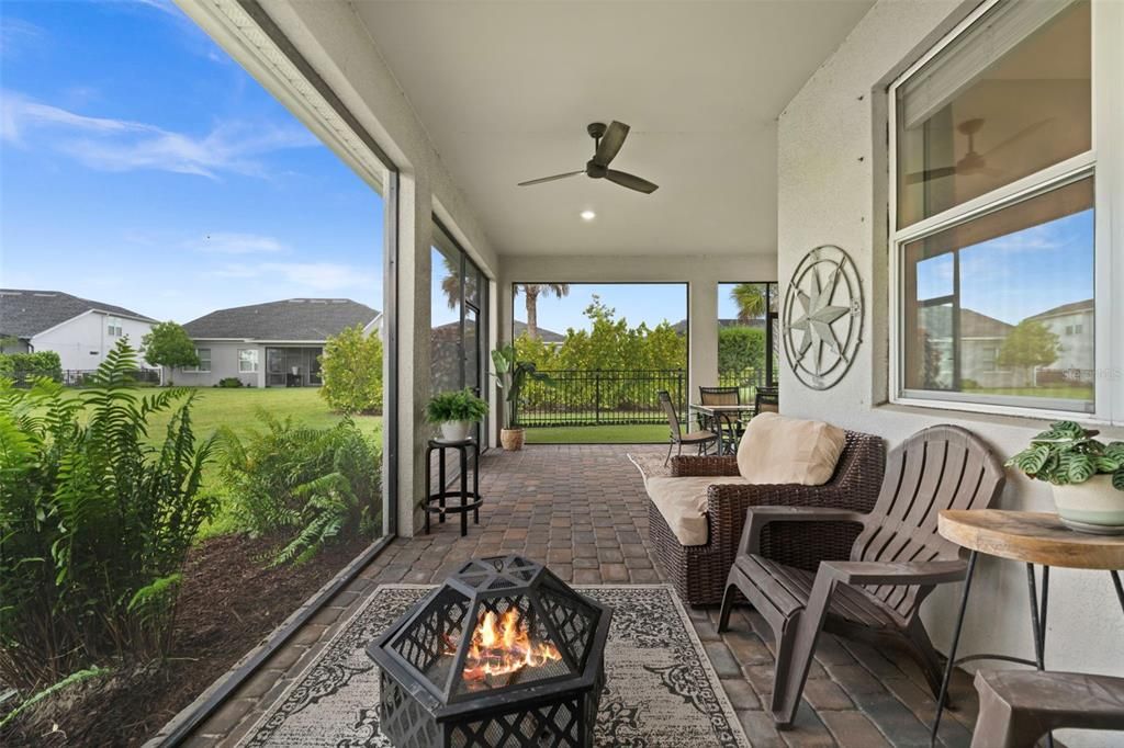 For Sale: $470,000 (3 beds, 2 baths, 2009 Square Feet)