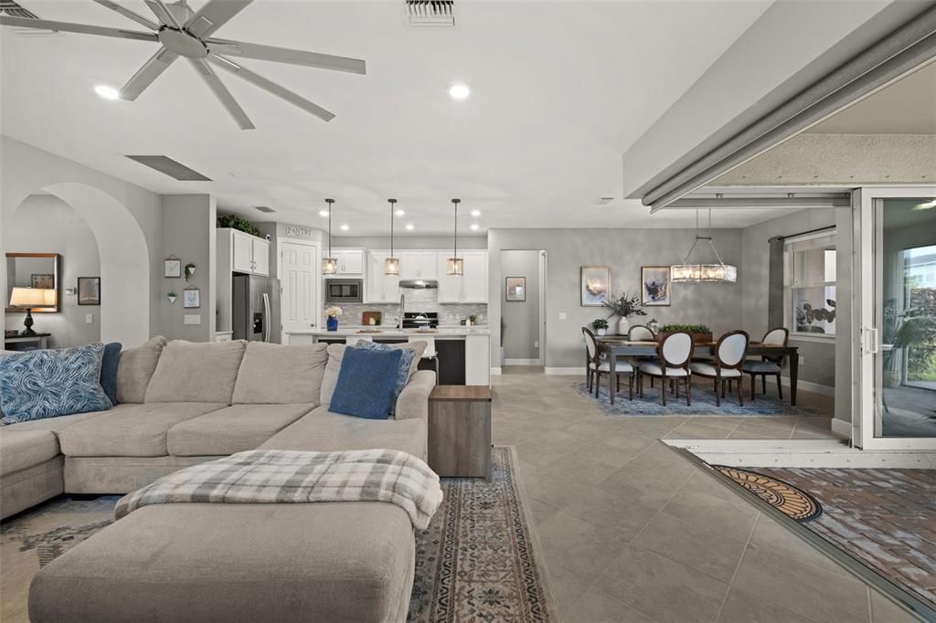For Sale: $470,000 (3 beds, 2 baths, 2009 Square Feet)