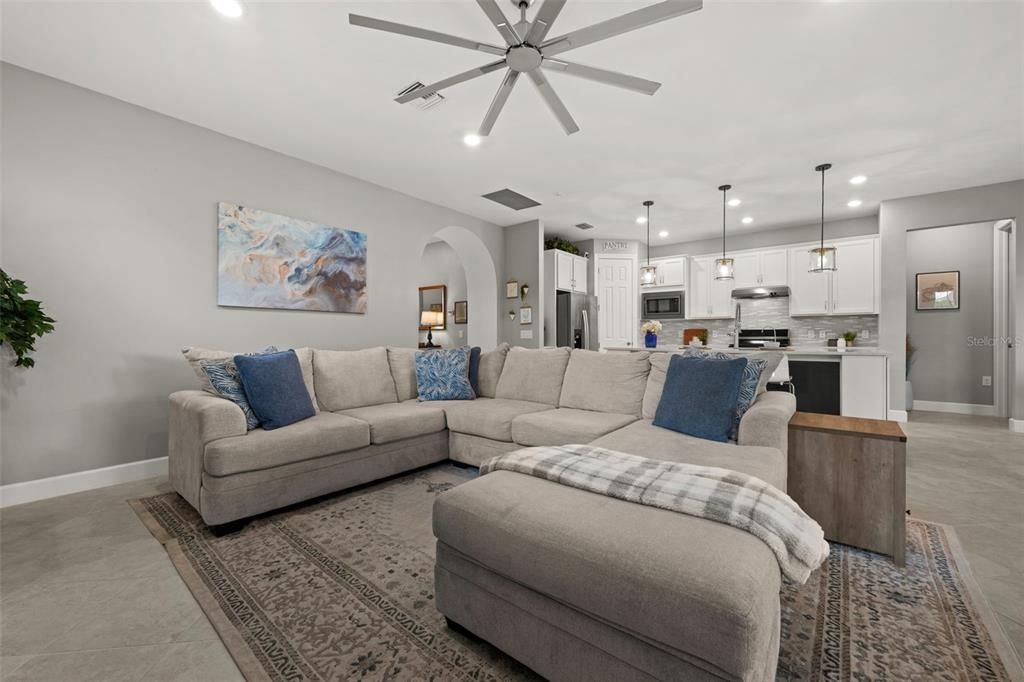For Sale: $470,000 (3 beds, 2 baths, 2009 Square Feet)