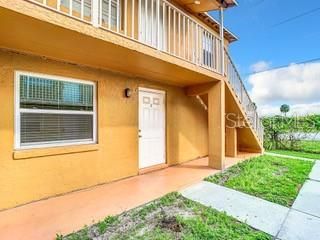 For Sale: $135,000 (2 beds, 1 baths, 784 Square Feet)