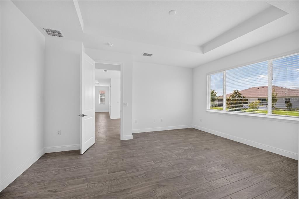 For Sale: $539,125 (2 beds, 2 baths, 2145 Square Feet)