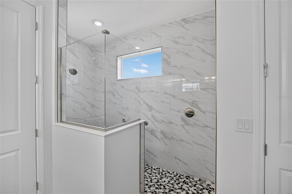 For Sale: $539,125 (2 beds, 2 baths, 2145 Square Feet)