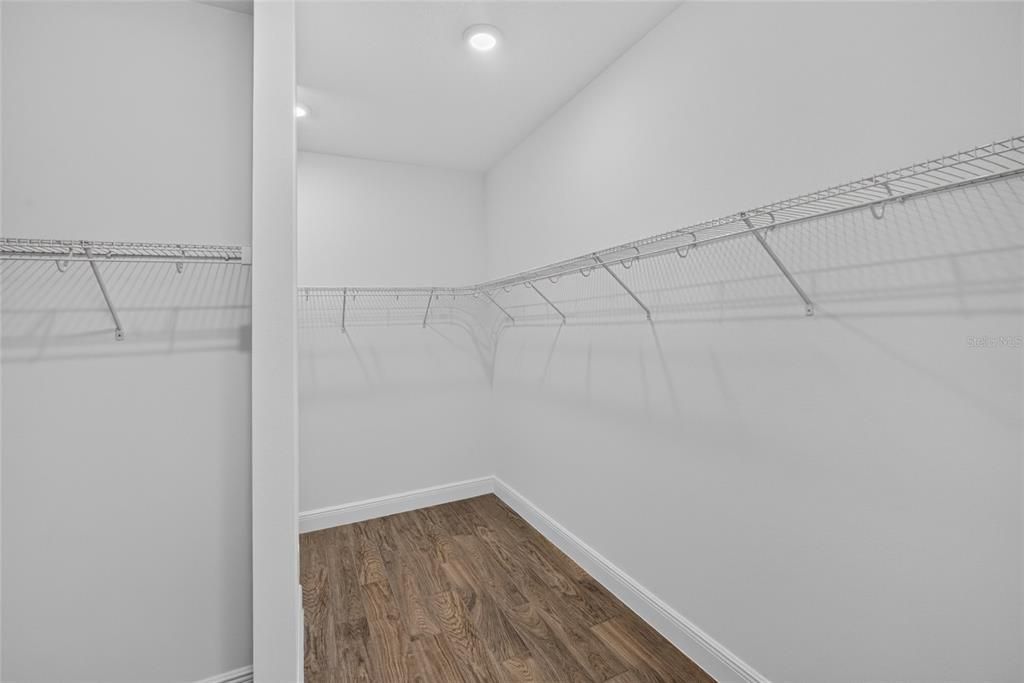 For Sale: $539,125 (2 beds, 2 baths, 2145 Square Feet)