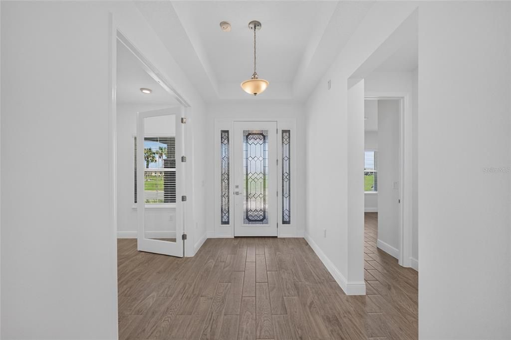 For Sale: $539,125 (2 beds, 2 baths, 2145 Square Feet)