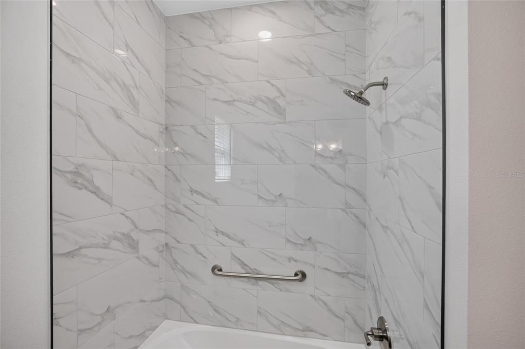 For Sale: $539,125 (2 beds, 2 baths, 2145 Square Feet)