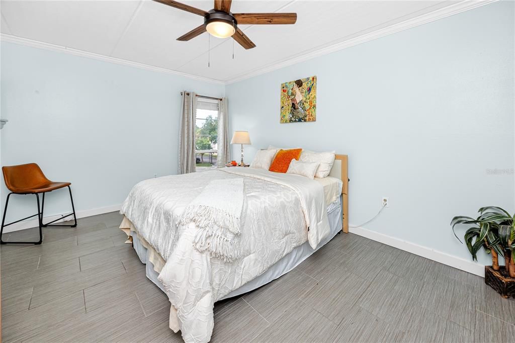 For Sale: $340,000 (2 beds, 2 baths, 1404 Square Feet)