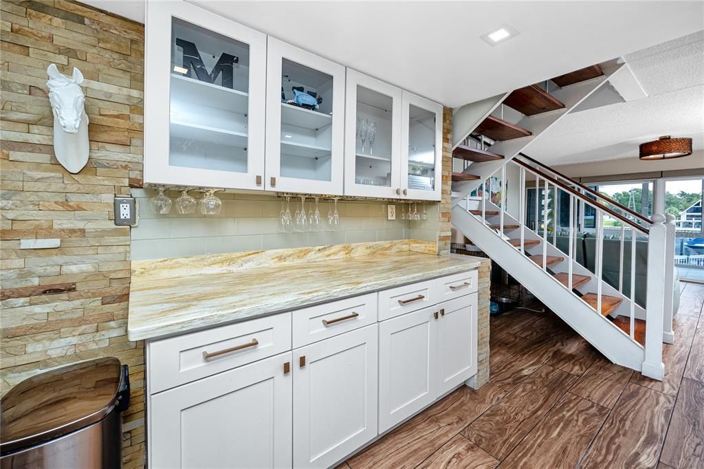 For Sale: $340,000 (2 beds, 2 baths, 1404 Square Feet)