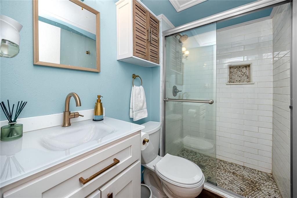 For Sale: $340,000 (2 beds, 2 baths, 1404 Square Feet)