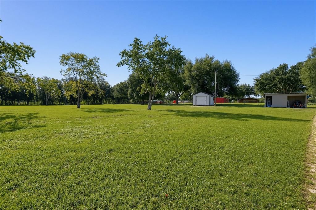 En Venta: $975,000 (3 camas, 2 baños, 2537 Pies cuadrados)