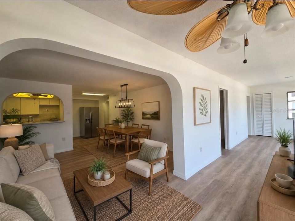 For Sale: $135,000 (2 beds, 2 baths, 1088 Square Feet)