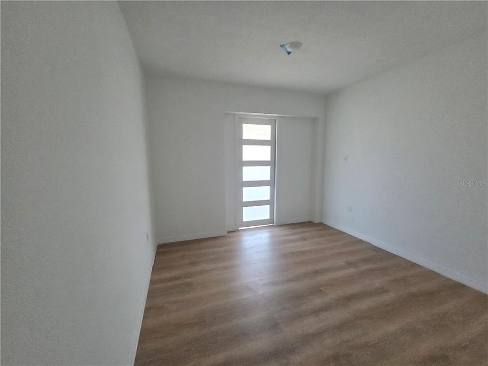 For Sale: $135,000 (2 beds, 2 baths, 1088 Square Feet)