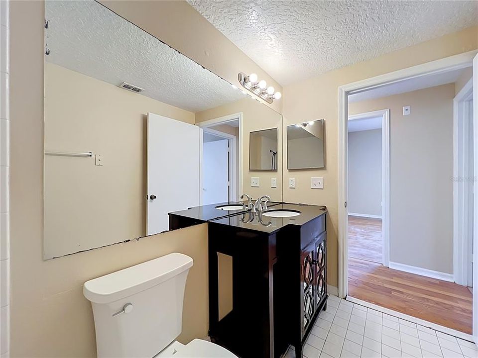 For Sale: $165,000 (3 beds, 2 baths, 1362 Square Feet)