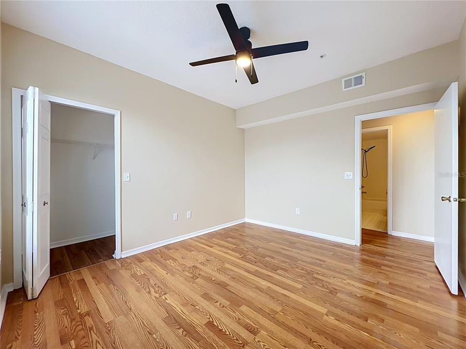 For Sale: $165,000 (3 beds, 2 baths, 1362 Square Feet)