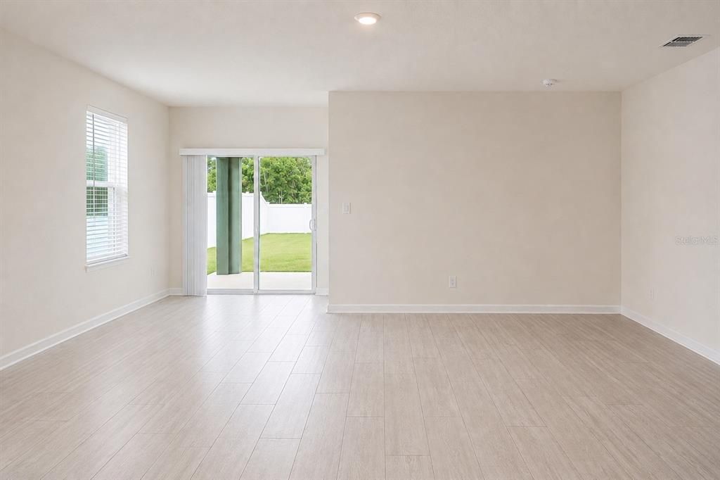 En Venta: $390,000 (3 camas, 2 baños, 1744 Pies cuadrados)
