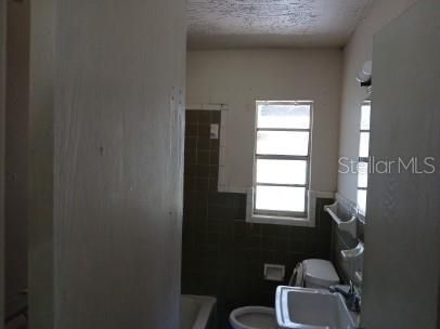 En Renta: $950 (5 camas, 2 baños, 1362 Pies cuadrados)