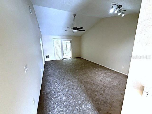 For Rent: $1,795 (2 beds, 2 baths, 1013 Square Feet)