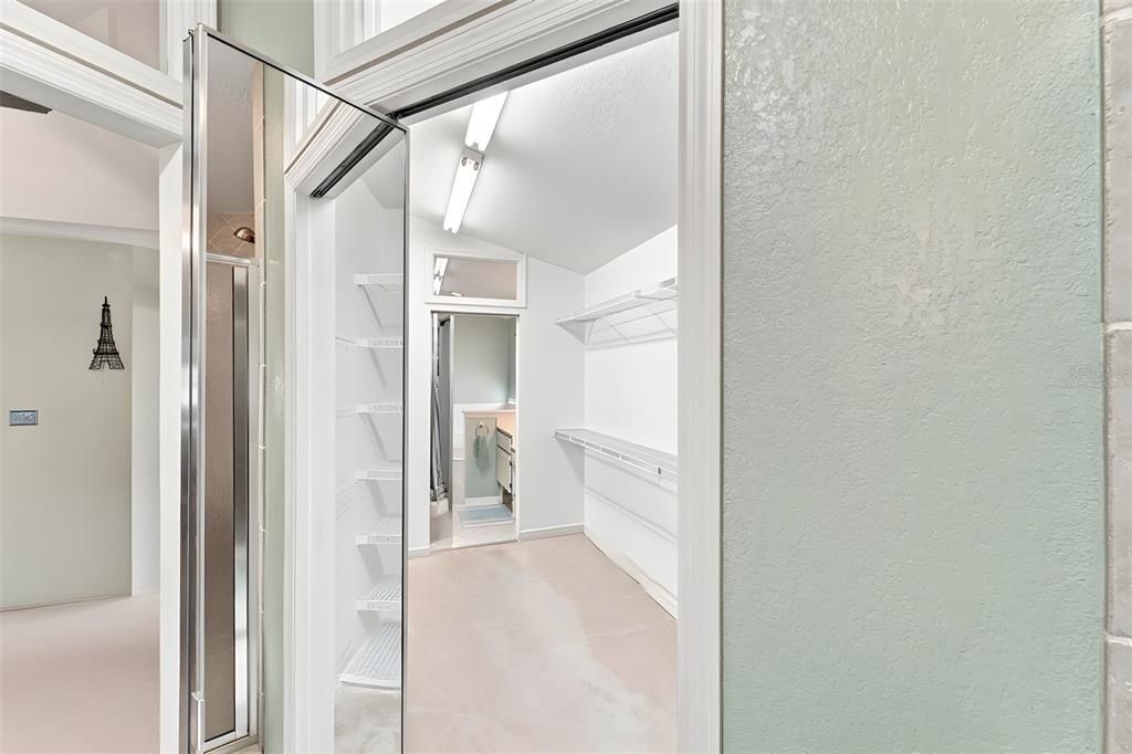 En Venta: $487,500 (3 camas, 3 baños, 2017 Pies cuadrados)