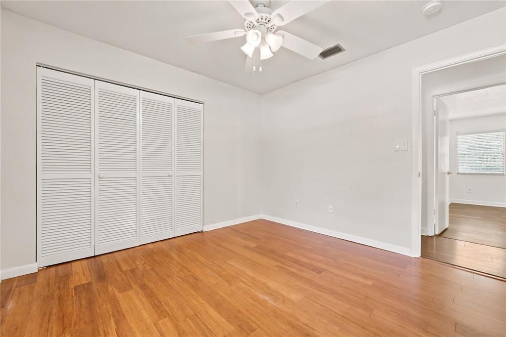En Venta: $335,000 (3 camas, 2 baños, 1685 Pies cuadrados)