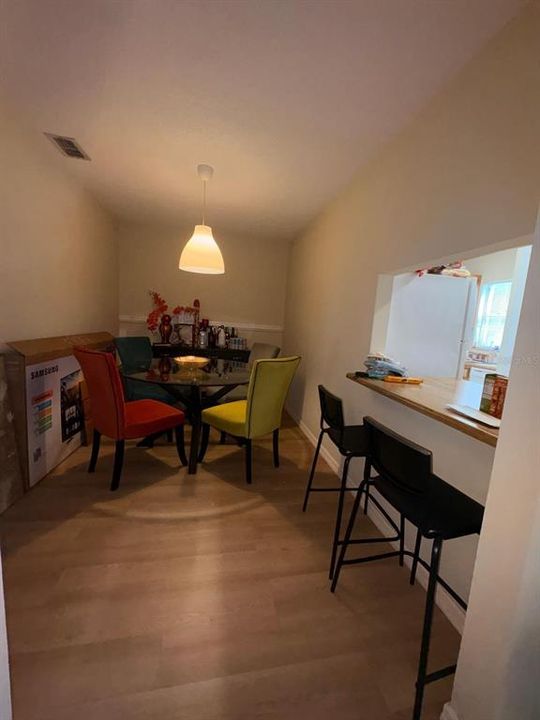 For Rent: $1,450 (2 beds, 2 baths, 1006 Square Feet)