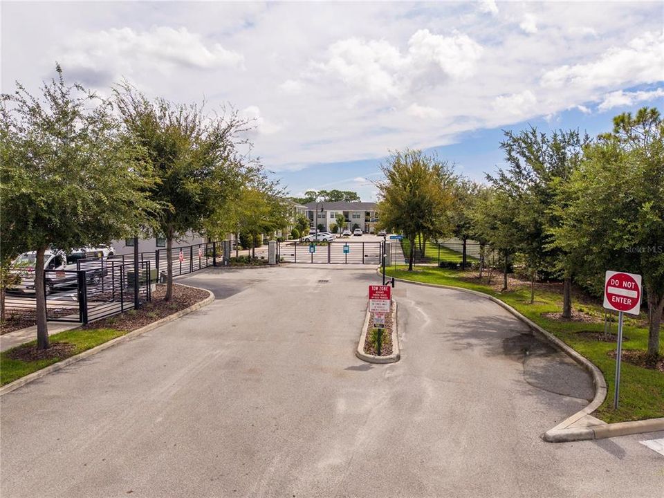 En Venta: $369,900 (3 camas, 2 baños, 1352 Pies cuadrados)