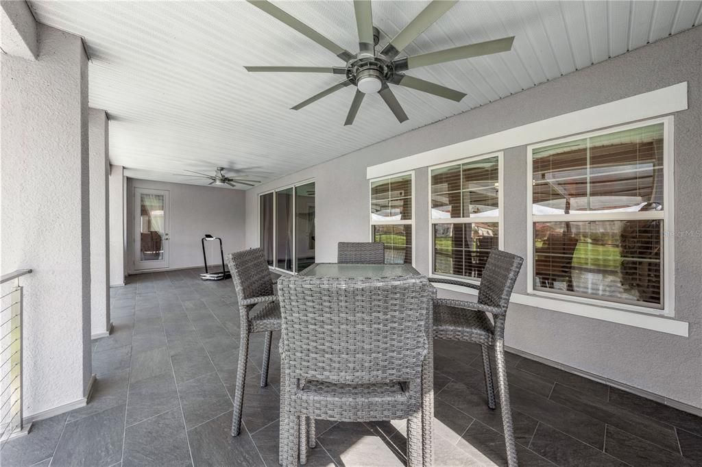 En Venta: $1,375,000 (5 camas, 5 baños, 5428 Pies cuadrados)