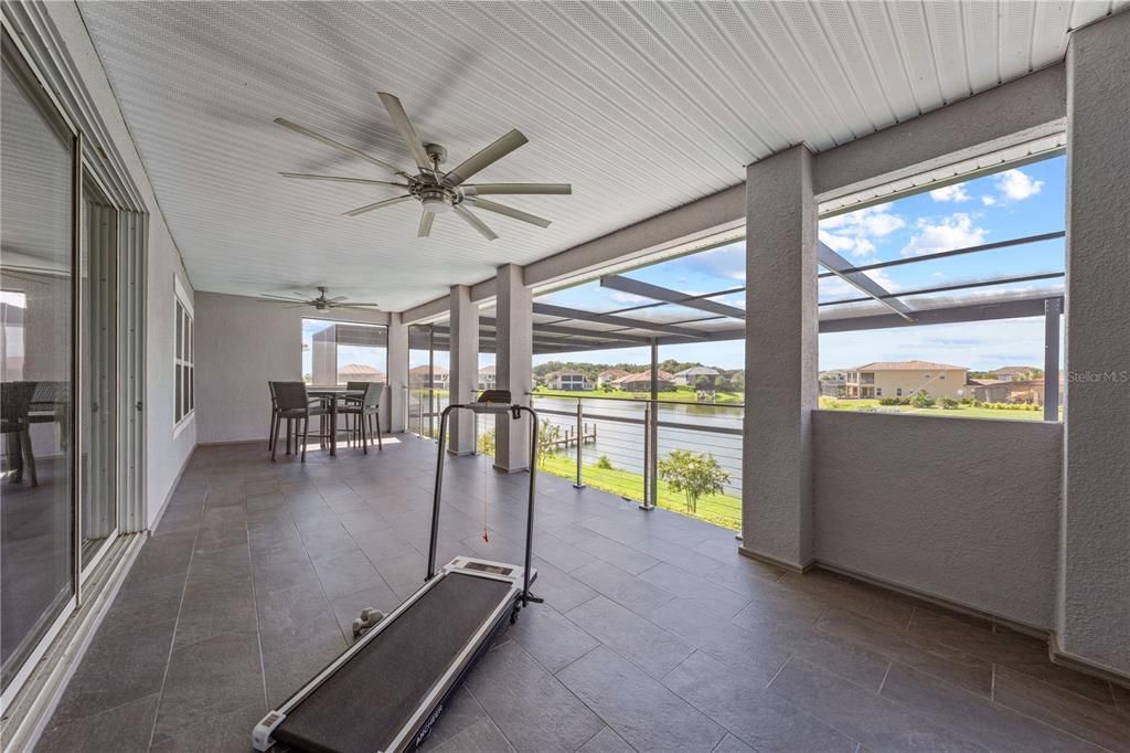 En Venta: $1,375,000 (5 camas, 5 baños, 5428 Pies cuadrados)