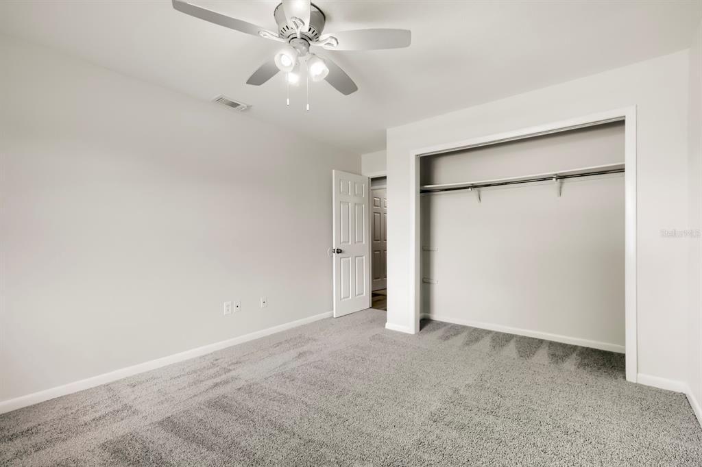 For Sale: $350,000 (3 beds, 2 baths, 1296 Square Feet)