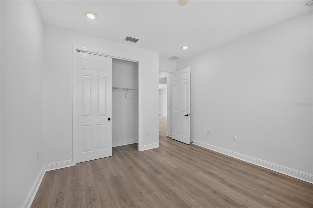 For Sale: $555,005 (3 beds, 3 baths, 2373 Square Feet)